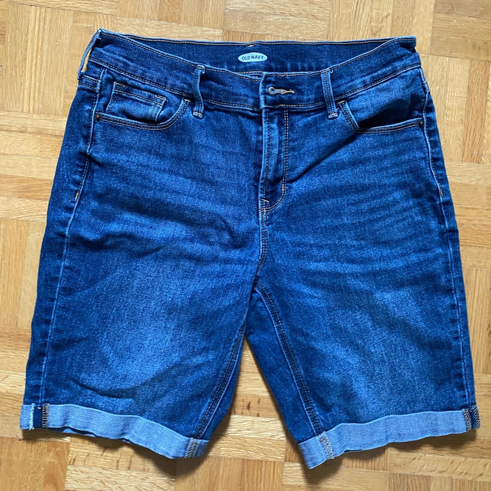 Old Navy Jean shorts, medium wash, 5” inseam.